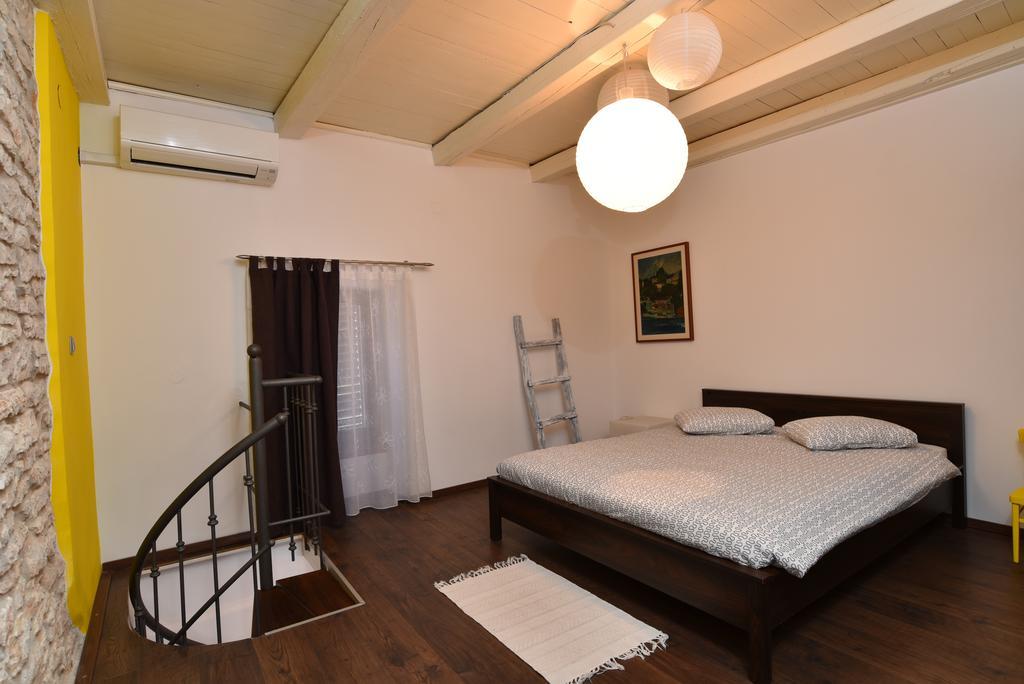 Holiday Home Brhanici Svetvincenat Exterior photo